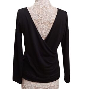 BANANA REPUBLIC FACTORY Black Vneck Front/Back Long Sleeve Pullover Top M Chic